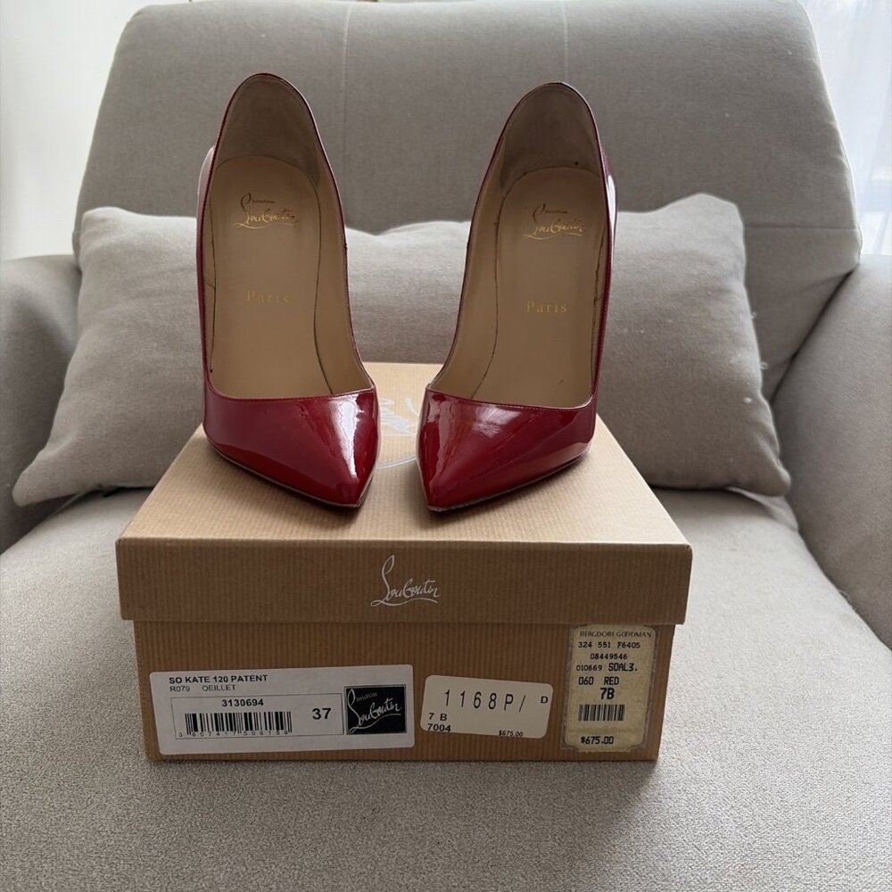 Christian Louboutin So Kate 120 Patent Red